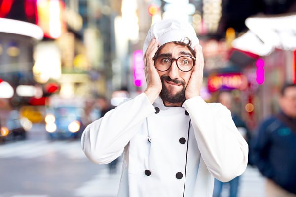 Chef mal organizado comer bien en la oficina
